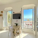 # Monaco - F1 Gp - 4 Persons - Sea View - New - Parking - Clim - Premium - And Sun * Menton