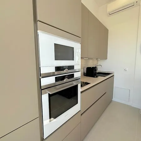 Apartman # Monaco - F1 Gp - 4 Persons - Sea View - New - Parking - Clim - Premium - And Sun Menton