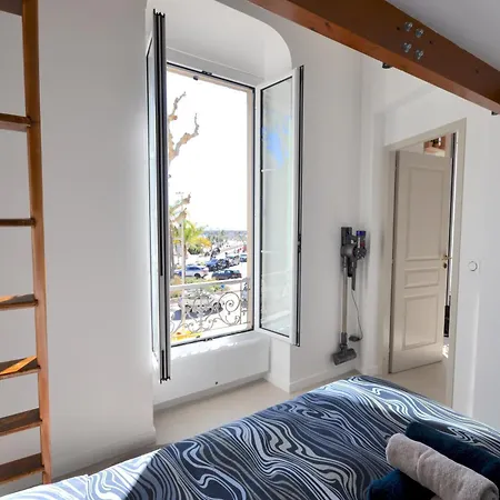 # Monaco - F1 Gp - 4 Persons - Sea View - New - Parking - Clim - Premium - And Sun マントン